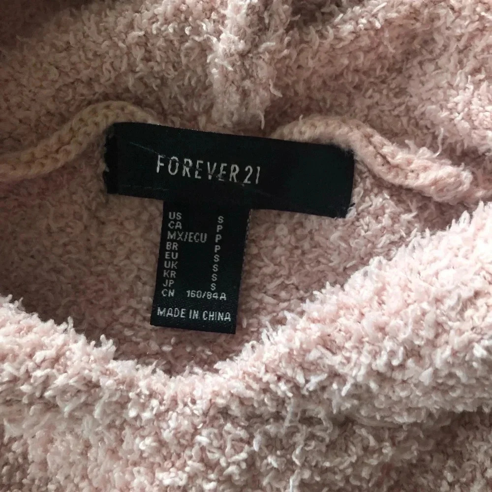 Forever21 cozy hoodie - Picture 4 of 5